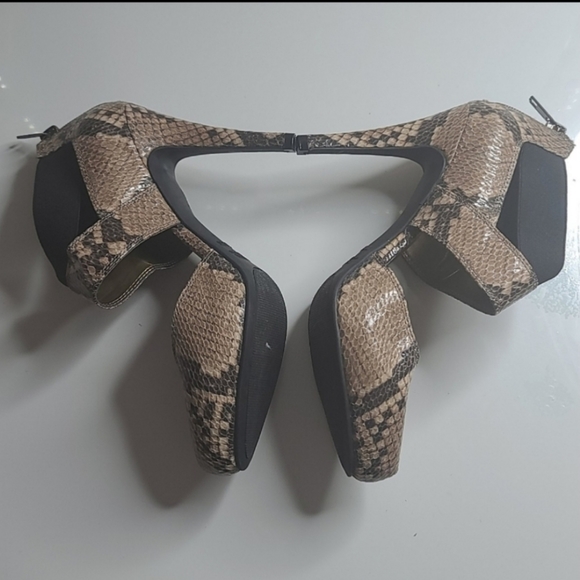 Nine West WNRATE heels - Picture 3 of 10